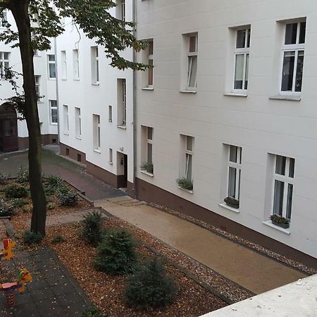Apartament W Starej Kamienicy Познань Экстерьер фото